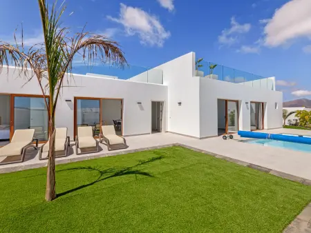 Villa spacieuse à Playa Blanca avec piscine privée chauffée - Photo 9