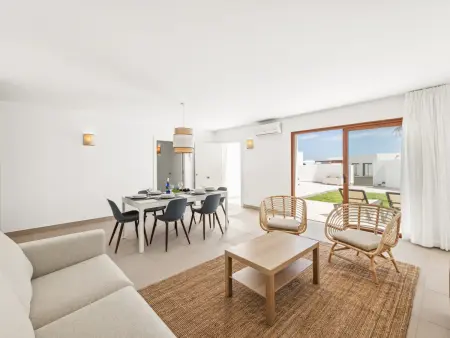 Villa spacieuse à Playa Blanca avec piscine privée chauffée - Photo 27