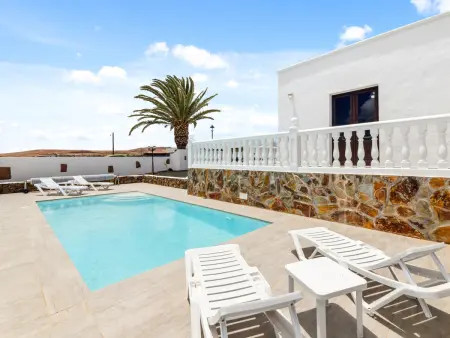 Villa spacieuse et lumineuse à Costa Teguise avec piscine privée chauffée - Photo 8
