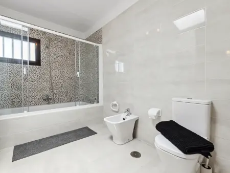 Villa spacieuse et lumineuse à Costa Teguise avec piscine privée chauffée - Photo 16