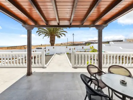 Villa spacieuse et lumineuse à Costa Teguise avec piscine privée chauffée - Photo 28