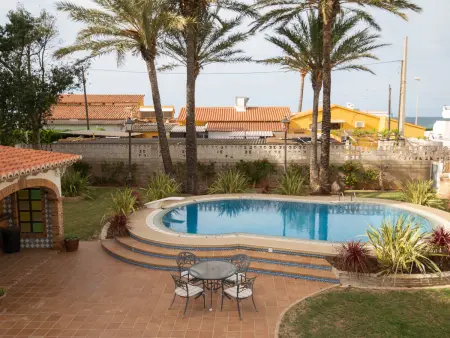 Villa spacieuse avec piscine privée proche plage à Dénia - Photo 4