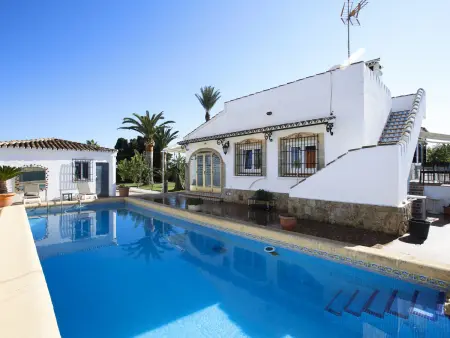 Villa avec piscine privée près de la plage, 4 chambres, clim, jardin - 8 km de Denia - Photo 5
