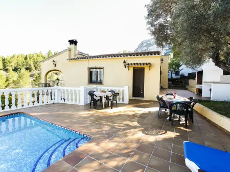 Villa à Denia avec piscine privée, climatisation et wifi, proche plages et ville - Photo 4