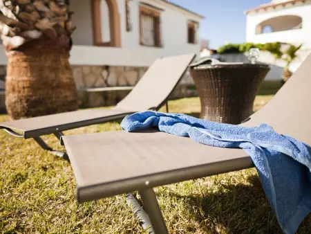 Villa à Dénia avec piscine privée, proche plages, climatisée, parking, jardin, pour 6 personnes - Photo 22