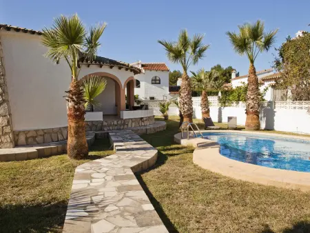 Villa à Dénia avec piscine privée, proche plages, climatisée, parking, jardin, pour 6 personnes - Photo 23