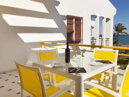 Appartement bord de mer avec piscine et climatisation à Denia - Photo 2