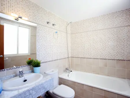Appartement moderne à Denia, proche plage, piscine commune - Photo 11