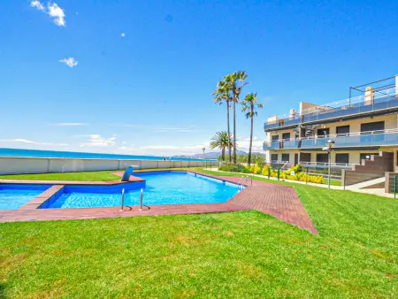 Appartement face mer avec climatisation et piscine - Photo 7
