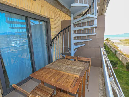 Appartement face mer avec climatisation et piscine - Photo 9