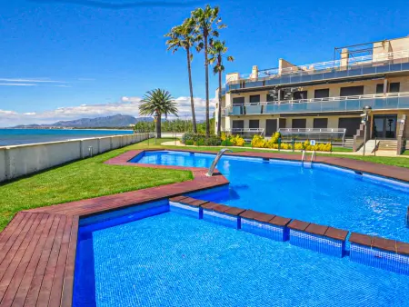 Appartement face mer avec climatisation et piscine - Photo 26