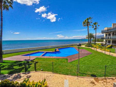 Appartement face mer avec climatisation et piscine - Photo 31