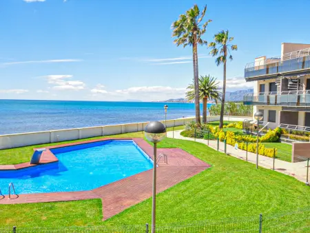 Appartement face mer avec climatisation et piscine - Photo 34