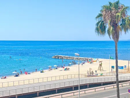 Appartement familial en bord de mer pour 4 personnes à Cambrils - Photo 1