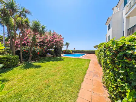 Appartement familial en bord de mer pour 4 personnes à Cambrils - Photo 4