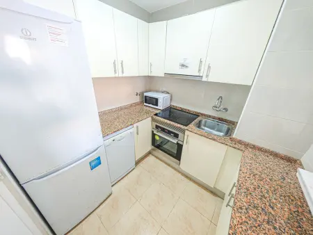 Appartement familial en bord de mer pour 4 personnes à Cambrils - Photo 13