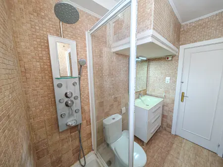 Appartement familial en bord de mer pour 4 personnes à Cambrils - Photo 18