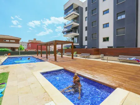 Cambrils : Appartement familial avec jardin privé, proche plage - Photo 4
