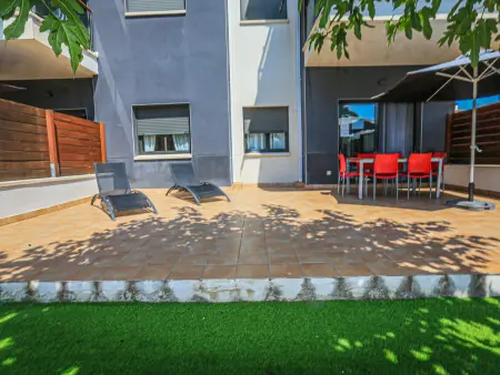 Cambrils : Appartement familial avec jardin privé, proche plage - Photo 8