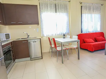Cambrils : Appartement familial avec jardin privé, proche plage - Photo 12