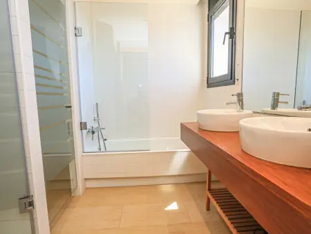Maison luxueuse avec jardin privé près de la plage - Photo 15