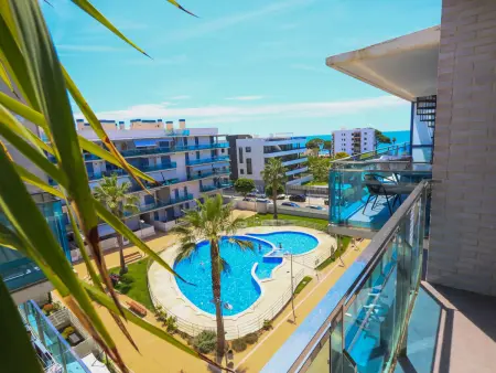 Appartement confort à Cambrils, face à la plage, terrasse et solarium - Photo 9