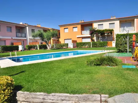 Maison familiale agréée près de la plage avec piscine collective - Photo 23