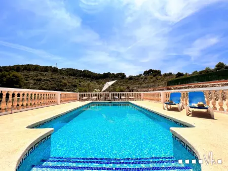 Villa méditerranéenne avec piscine privée, proche plages de Calpe - Photo 2