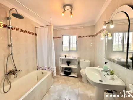Villa méditerranéenne avec piscine privée, proche plages de Calpe - Photo 23