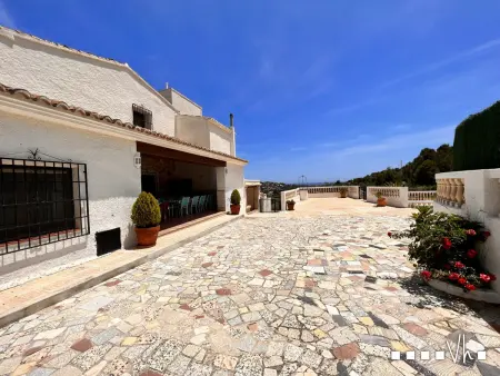 Villa méditerranéenne avec piscine privée, proche plages de Calpe - Photo 24
