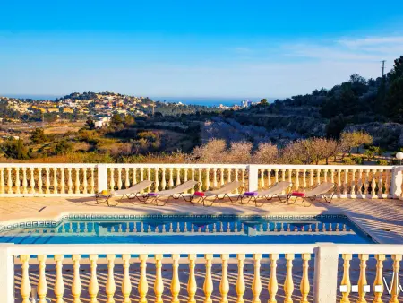 Villa méditerranéenne avec piscine privée, proche plages de Calpe - Photo 27
