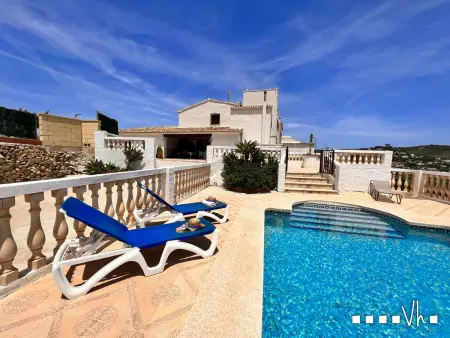 Villa méditerranéenne avec piscine privée, proche plages de Calpe - Photo 28