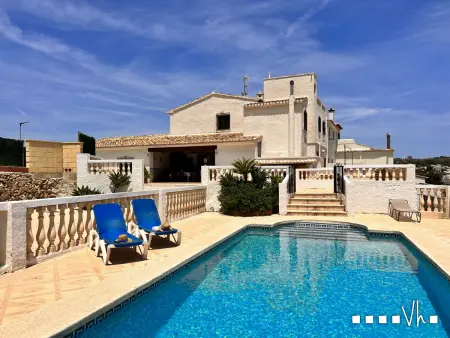 Villa méditerranéenne avec piscine privée, proche plages de Calpe - Photo 31