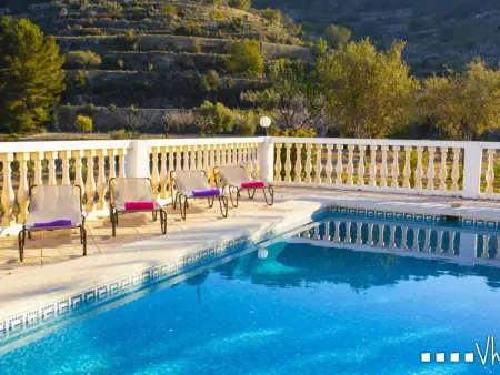 Villa méditerranéenne avec piscine privée, proche plages de Calpe - Photo 32