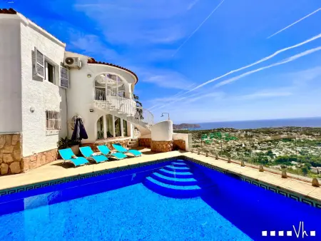 Villa moderne avec piscine privée, vue mer et climatisation à Benissa - Photo 1