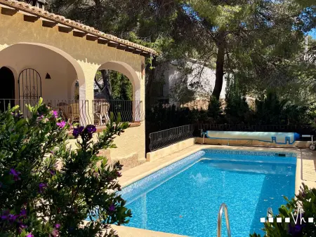 Maison rustique à Moraira avec piscine privée, plage à 700m, grande terrasse et barbecue - Photo 1