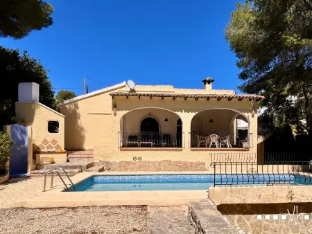 Maison rustique à Moraira avec piscine privée, plage à 700m, grande terrasse et barbecue - Photo 2