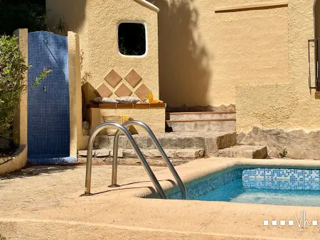 Maison rustique à Moraira avec piscine privée, plage à 700m, grande terrasse et barbecue - Photo 5