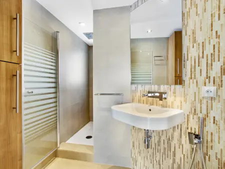 Appartement coquet à Torremolinos avec piscine commune - Photo 11