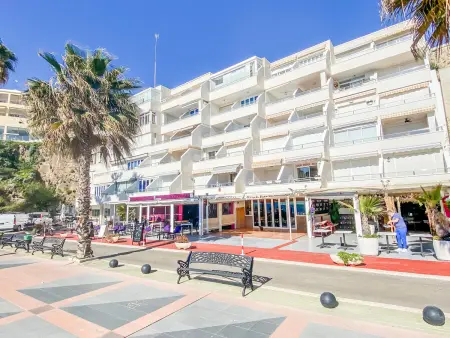 Studio en front de mer avec climatisation et parking - Photo 22