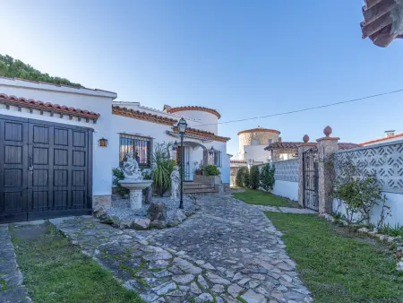 Maison de 4 chambres avec piscine privée et amarre à Castelló d'Empúries - Photo 3