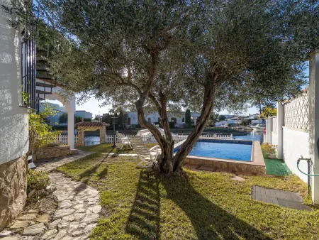 Maison de 4 chambres avec piscine privée et amarre à Castelló d'Empúries - Photo 5