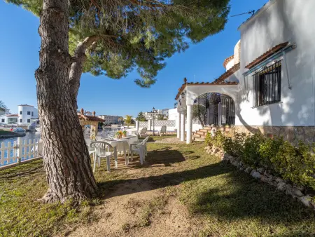 Maison de 4 chambres avec piscine privée et amarre à Castelló d'Empúries - Photo 6