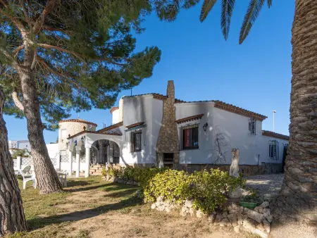 Maison de 4 chambres avec piscine privée et amarre à Castelló d'Empúries - Photo 8