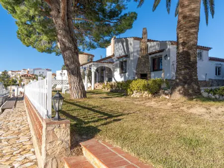 Maison de 4 chambres avec piscine privée et amarre à Castelló d'Empúries - Photo 18