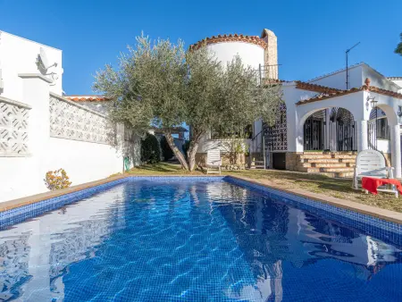 Maison de 4 chambres avec piscine privée et amarre à Castelló d'Empúries - Photo 21