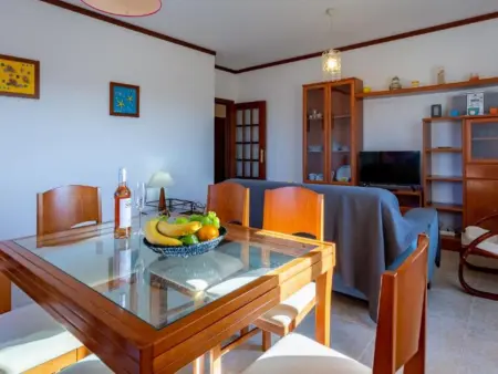Appartement moderne 2 chambres à Alvor, proche plages et golf - Photo 2