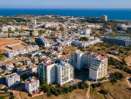 Appartement moderne 2 chambres à Alvor, proche plages et golf - Photo 16