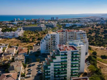 Appartement moderne 2 chambres à Alvor, proche plages et golf - Photo 18