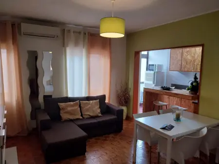 Grand Appartement 3 Chambres à Seia avec Balcon - Photo 1